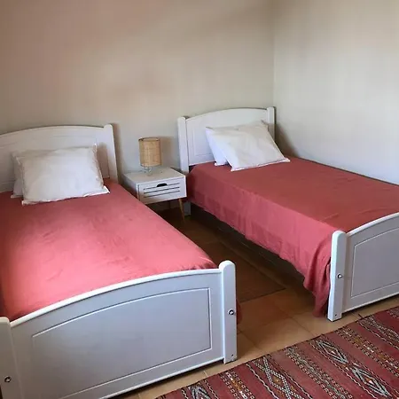 Algarve, - Apartamento Muito Luminoso Com Espacoso Terraco 페라구도