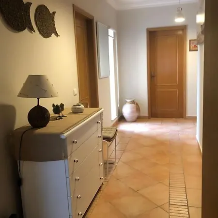 Algarve, - Apartamento Muito Luminoso Com Espacoso Terraco 아파트 페라구도